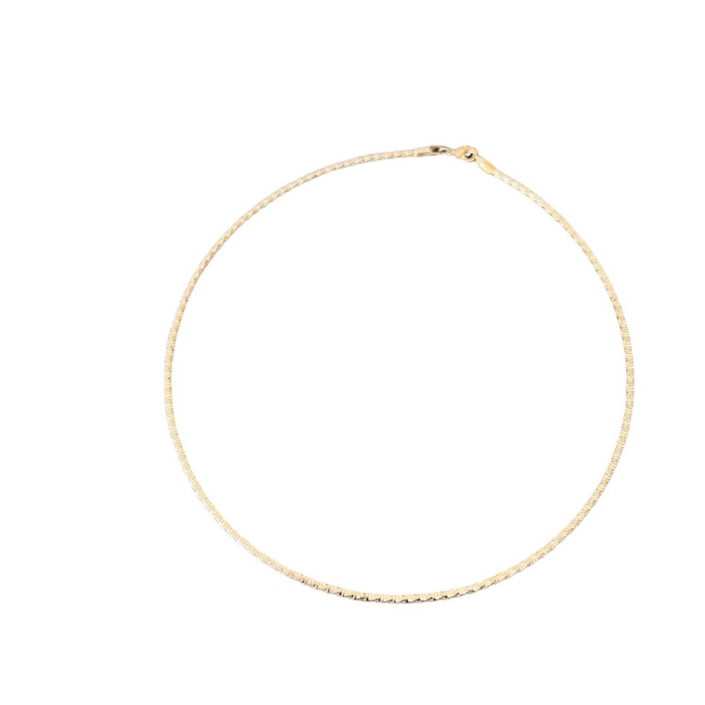 Silver Tone Circular Necklace with Clasp